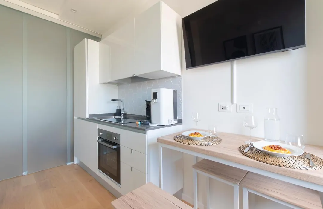 Modern Stylish Apartment - Isola & Central Station-1